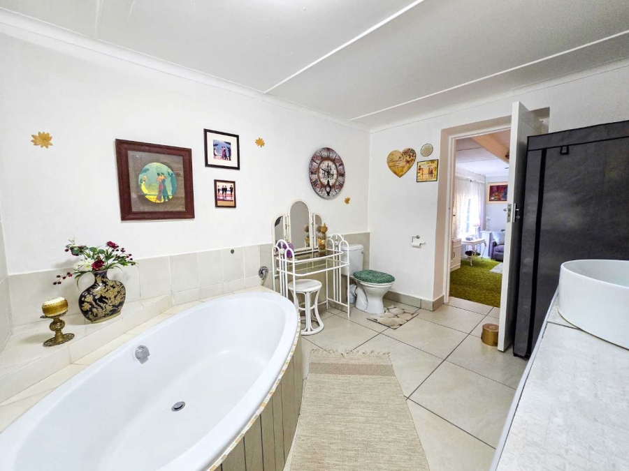 2 Bedroom Property for Sale in Still Bay East Western Cape